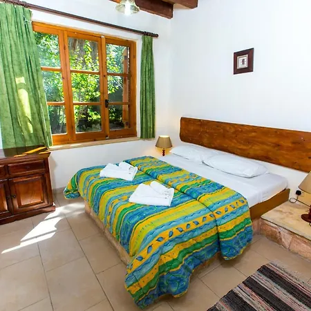 Mylos Villa *