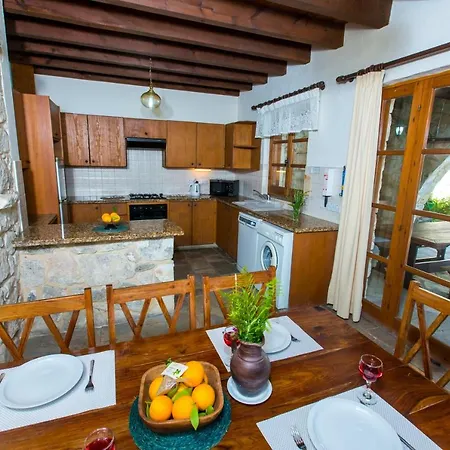 Mylos Villa